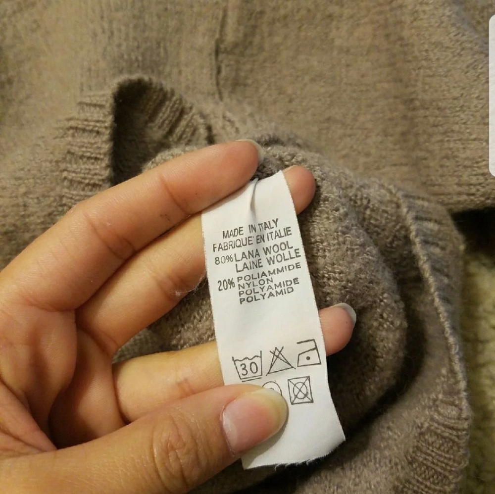 Wool sweater - Picture 3 of 3